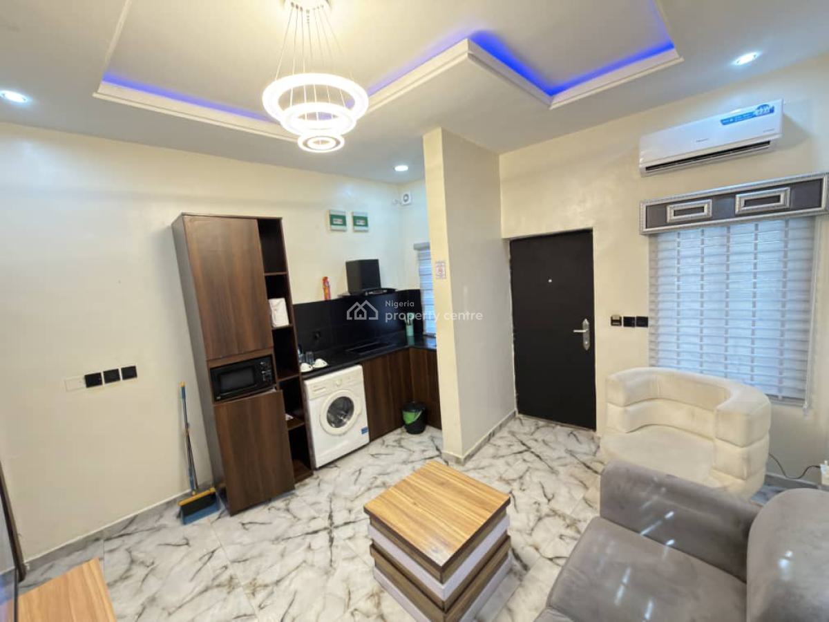 1 Bedroom Apartment, 4 Gbemisola Close, Vintage Estate, Sangotedo, Ajah, Lagos, Mini Flat (room and Parlour) Short Let