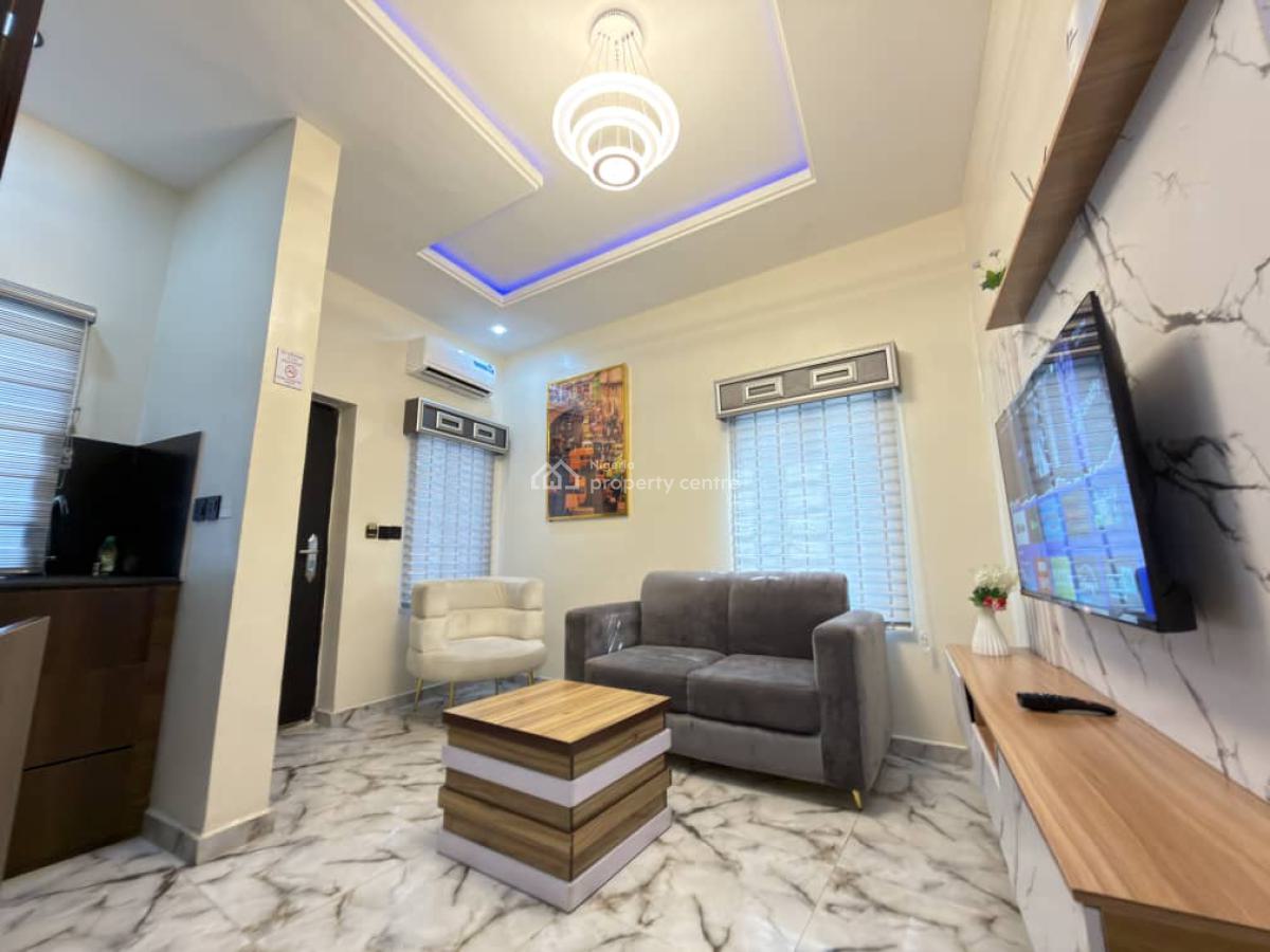 1 Bedroom Apartment, 4 Gbemisola Close, Vintage Estate, Sangotedo, Ajah, Lagos, Mini Flat (room and Parlour) Short Let