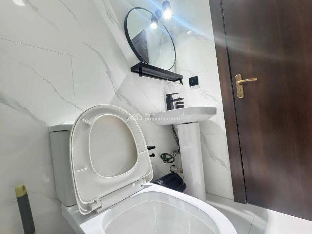 1 Bedroom Apartment, 4 Gbemisola Close, Vintage Estate, Sangotedo, Ajah, Lagos, Mini Flat (room and Parlour) Short Let