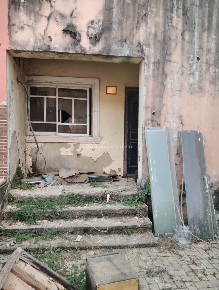 4 Bedroom Terrace Carcars Without Bq, Shell Cooopeast Estate,mobil Fillingstation, Gaduwa, Abuja, Terraced Duplex for Sale