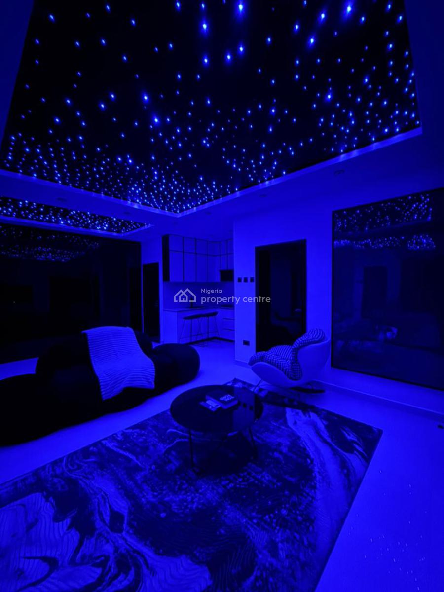 Luxury 2 Bedroom Apartment with Private Cinema and Bathtub, Osapa, Lekki, Lagos, Flat / Apartment Short Let