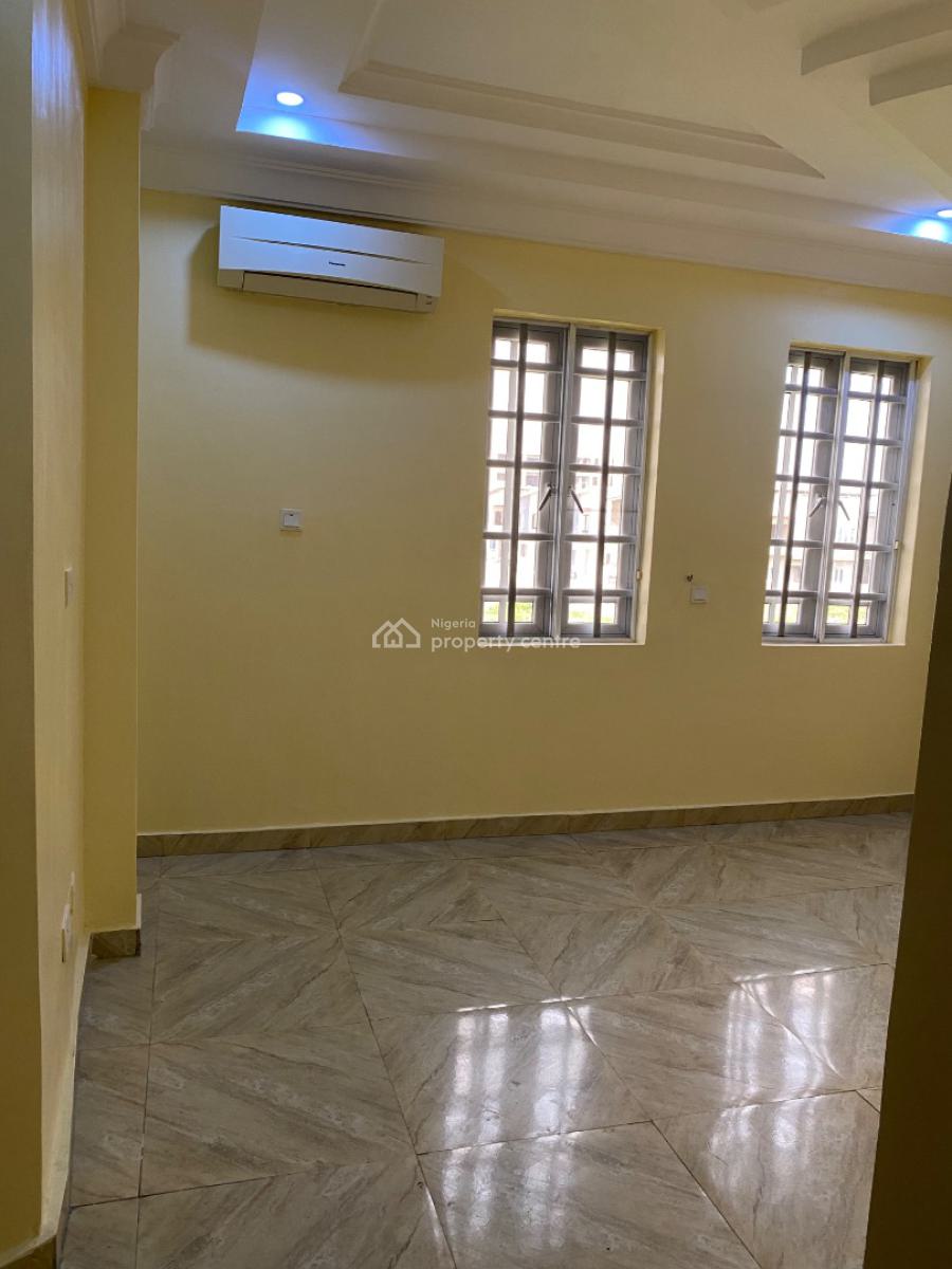 Well Finished 4 Bedroom Duplex, Orchid Road, Lekki, Lagos, Semi-detached Duplex for Sale