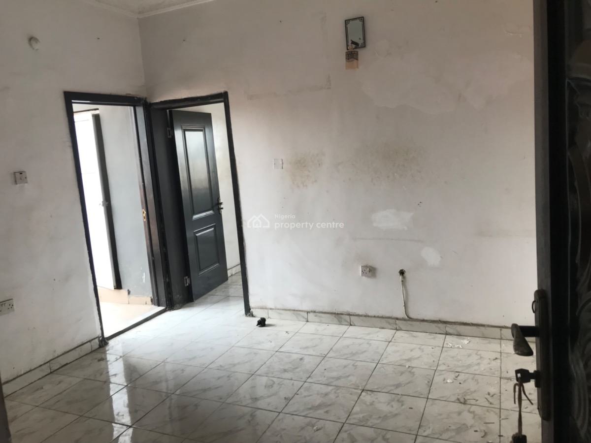 Executive Lovely Miniflat, Alagomeji, Yaba, Lagos, Mini Flat (room and Parlour) for Rent