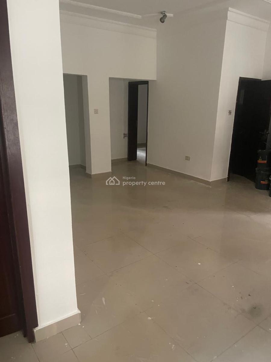 Neatly Used  4 Bedroom Duplex with a Bq., Ikate, Lekki, Lagos, Commercial Property for Rent