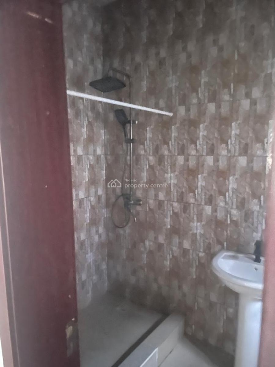 Neatly Used  4 Bedroom Duplex with a Bq., Ikate, Lekki, Lagos, Commercial Property for Rent