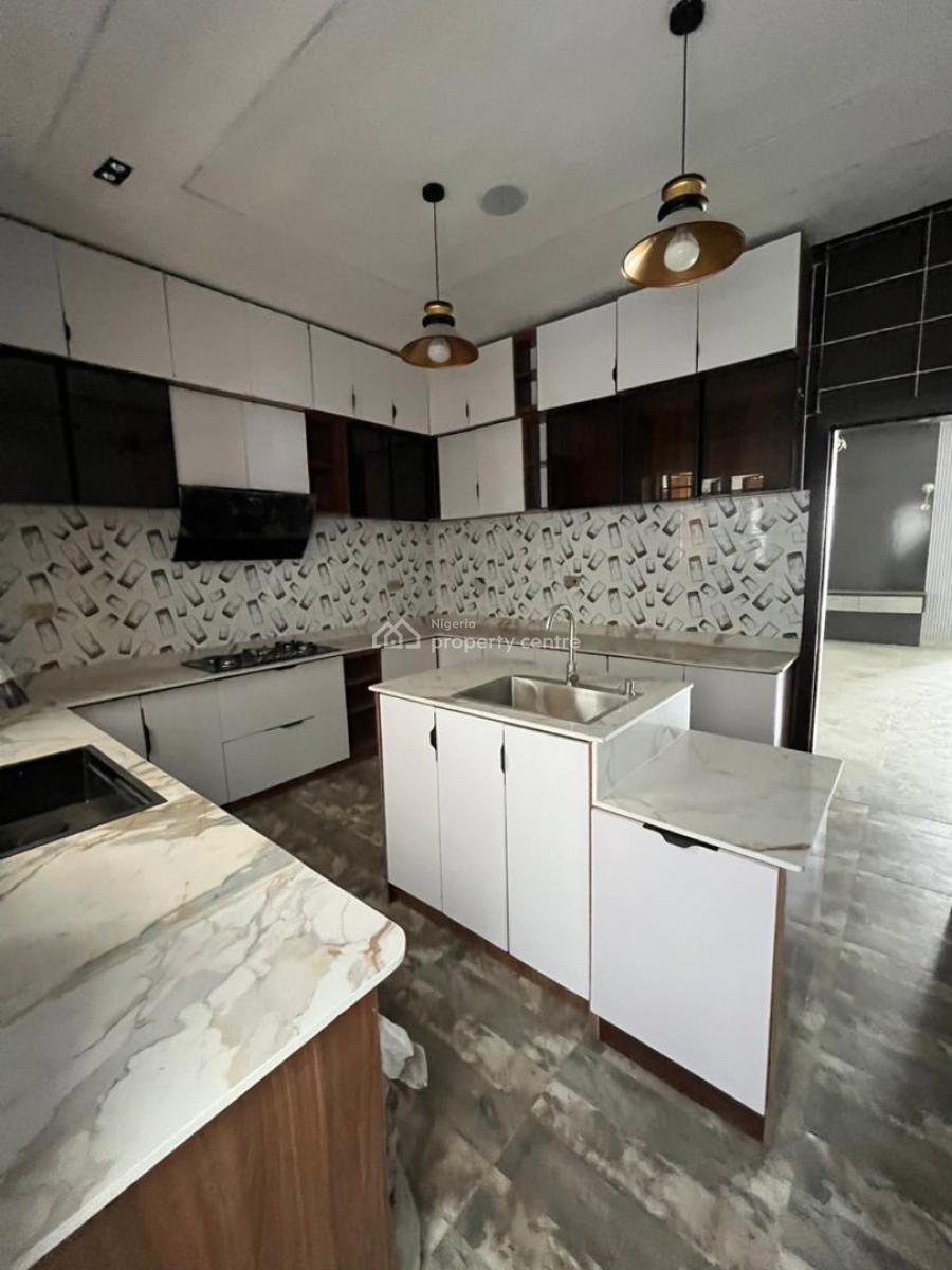 5 Bedrooms Fully Detached Duplex with Bq, Osapa, Lekki, Lagos, Detached Duplex for Sale