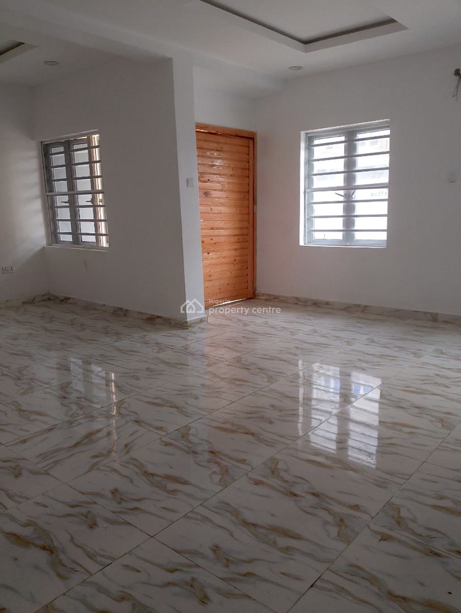 3bed Room Flat, Scheme 2 Ajah, Lekki Phase 2, Lekki, Lagos, Flat / Apartment for Rent