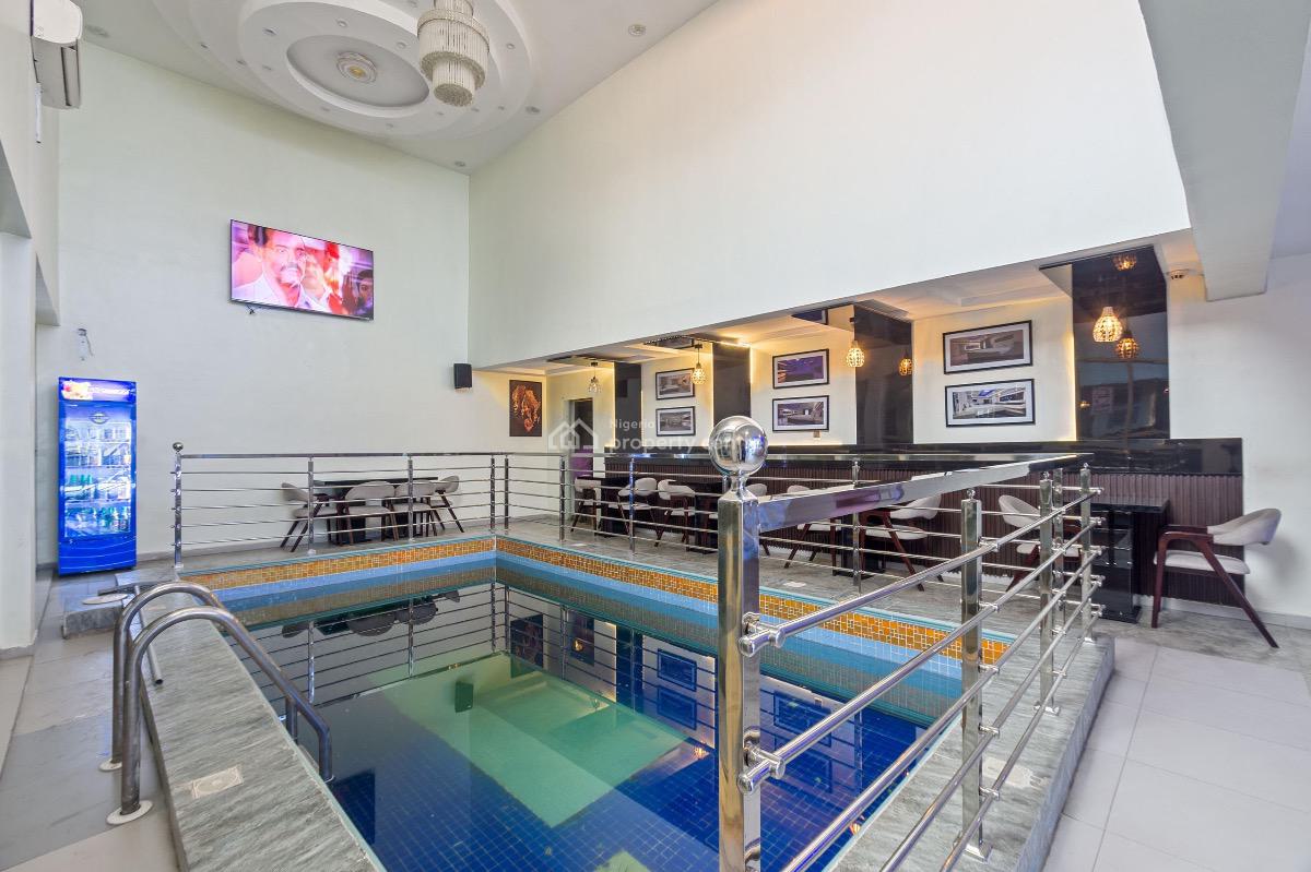 Luxury One Bedroom with Ps5, Pool and Other Amenities, New Road, Lekki, Lagos, Flat / Apartment Short Let