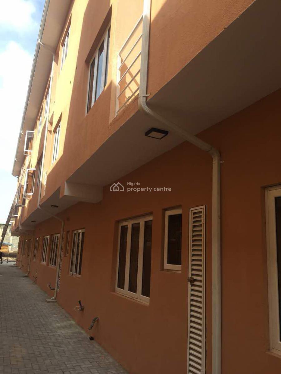 Serviced 2-bedroom Flat, Agungi, Lekki, Lagos, Flat / Apartment for Sale