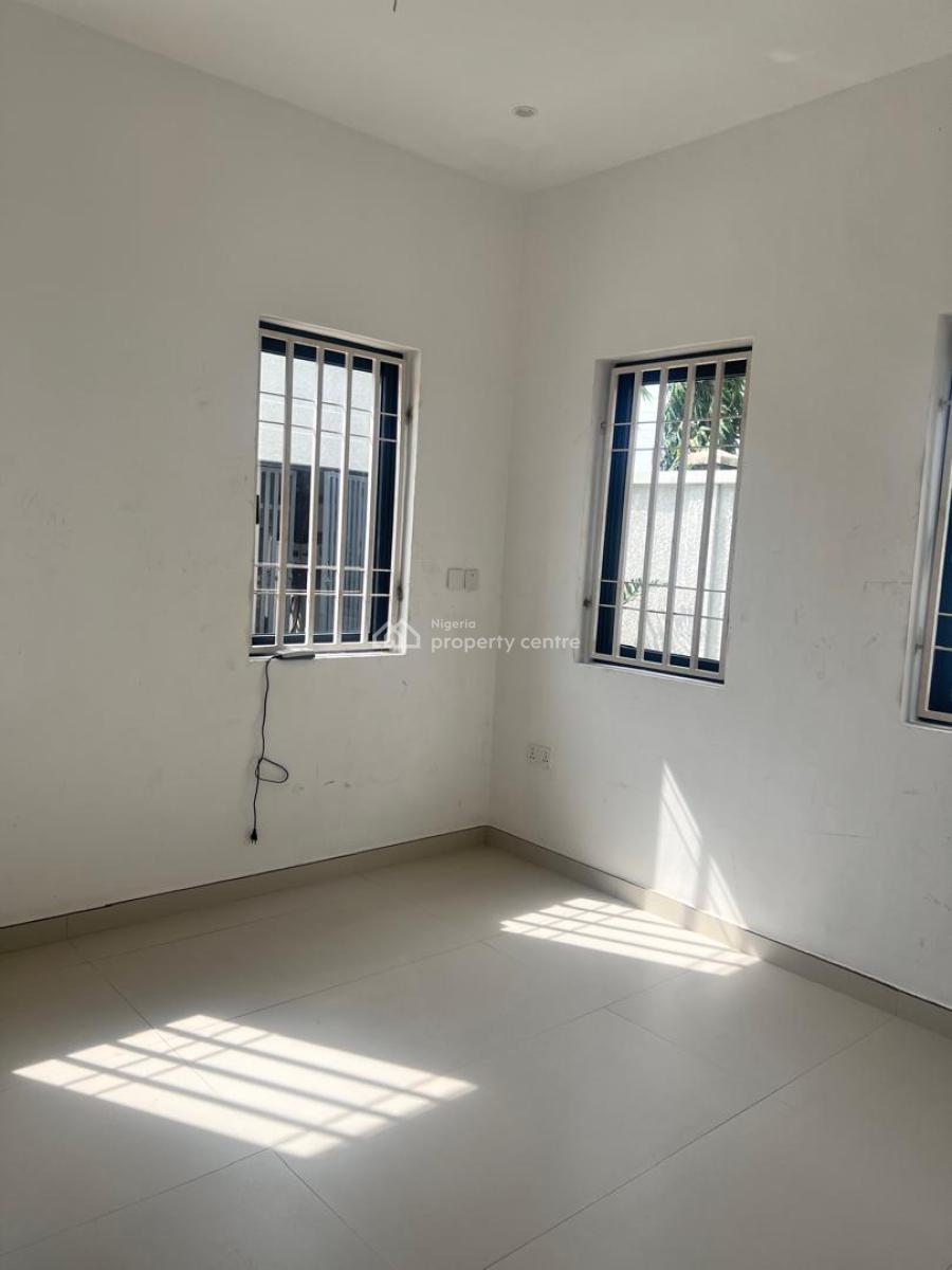 Spacious 4 Bedroom Duplex in a Secure Estate, with Beach Resort View, Osapa, Lekki, Lagos, Osapa, Lekki, Lagos, Detached Duplex for Rent