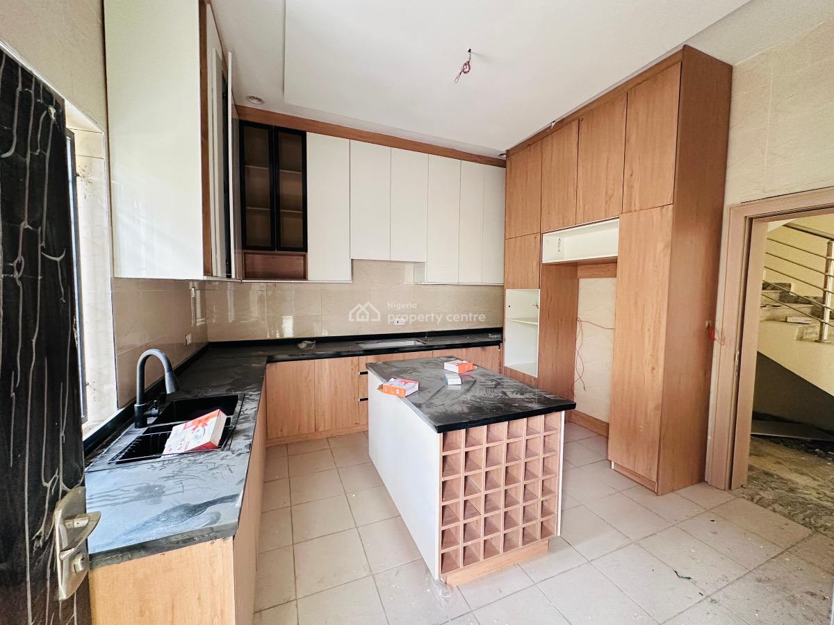 4 Bedroom Semi-detached Duplex with Bq  Laundry Room, Close to Galadimawa Round About, Galadimawa, Abuja, Semi-detached Duplex for Sale