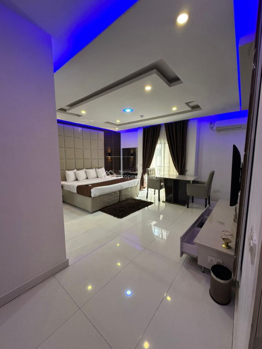 Spacious Furnished 3-bedroom Apartment with City View, Ikoyi, Lagos, Flat / Apartment Short Let