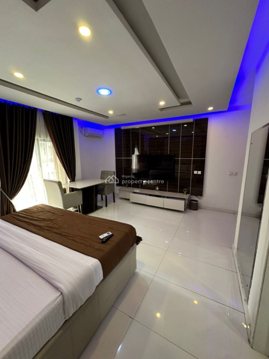 Spacious Furnished 3-bedroom Apartment with City View, Ikoyi, Lagos, Flat / Apartment Short Let