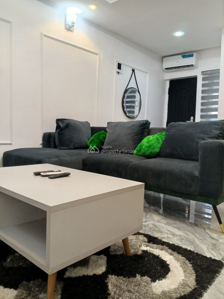 Harmony Apartment, 9 Akinrele Close, Egbeda, Alimosho, Lagos, Flat / Apartment Short Let