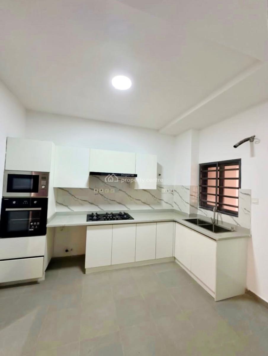 Spacious 2 Bedroom Apartment, Ikate, Lekki, Lekki, Lagos, Flat / Apartment for Rent