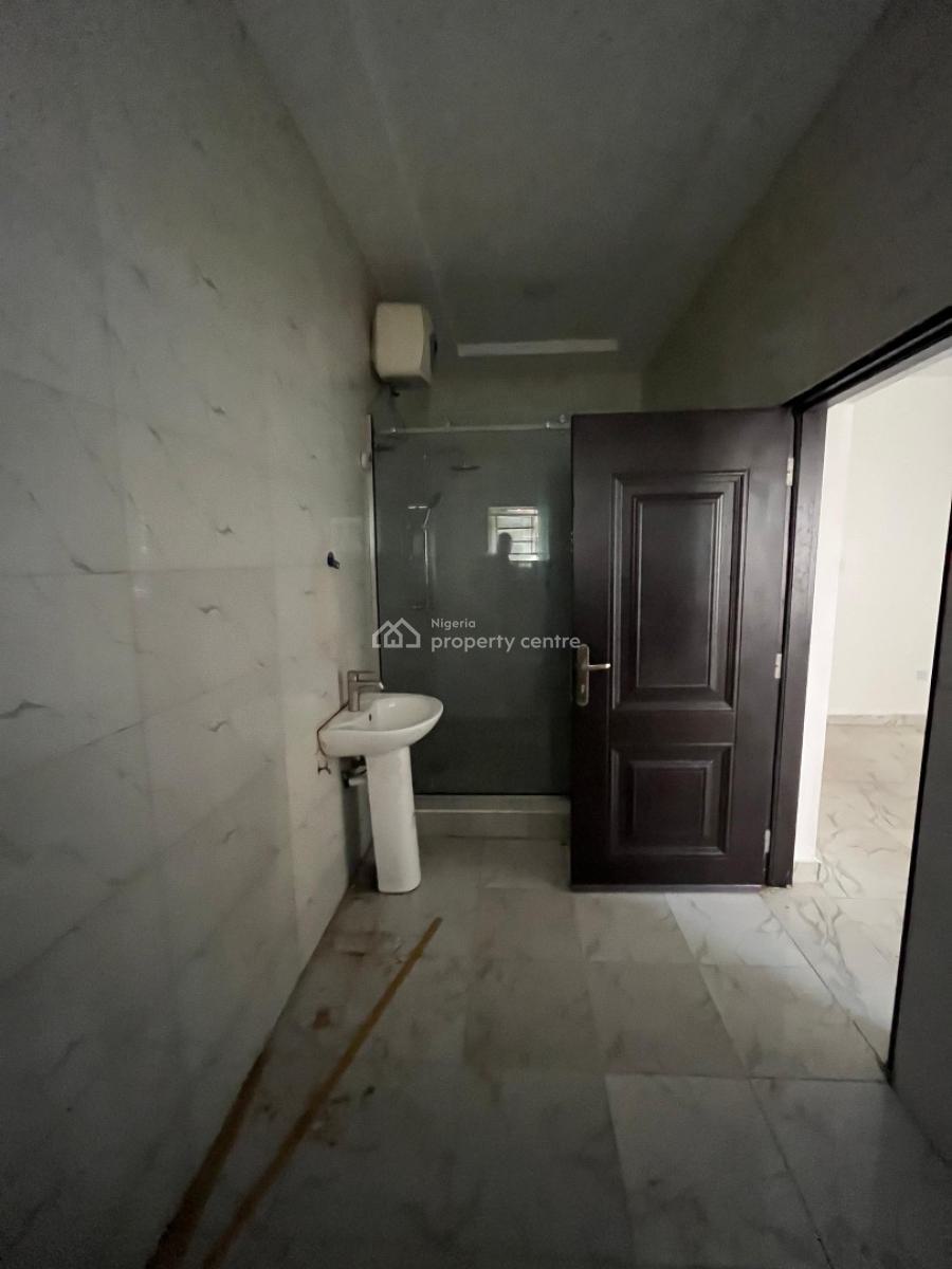 Standard 2 Bedroom Apartment with Bq Available, Eleganza Garden, Lekki, Lagos, Flat / Apartment for Rent