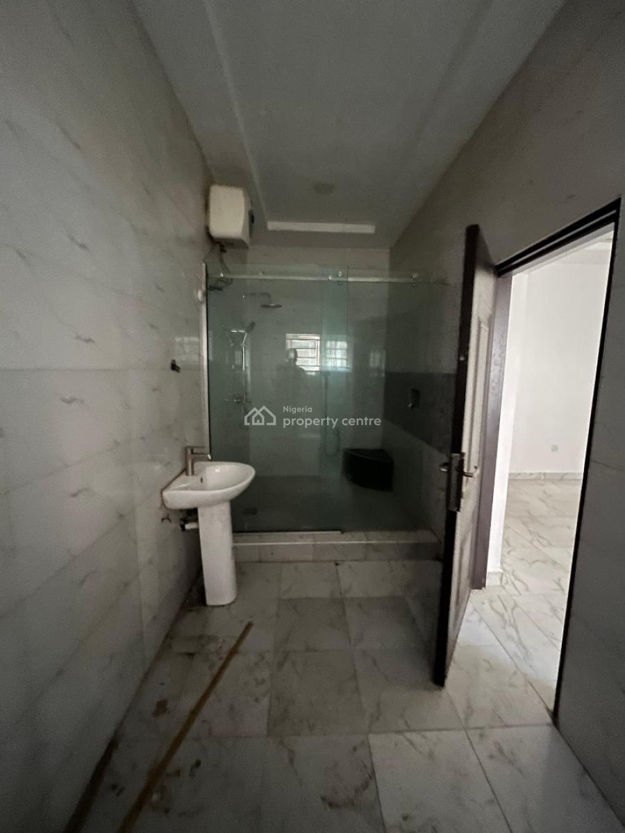 Standard 2 Bedroom Apartment with Bq Available, Eleganza Garden, Lekki, Lagos, Flat / Apartment for Rent