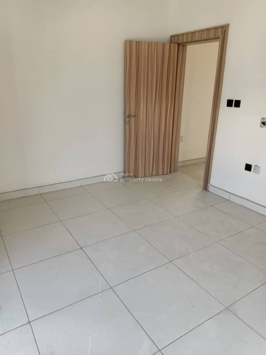 5 Bedroom Semidetached House with  2 Rooms Bq and Swimming Pool, Chevron Lekki Lagos, Lekki, Lagos, Detached Duplex for Rent