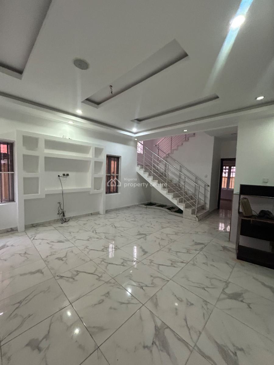Well Maintained and Spacious 5 Bedroom Detached Duplex with Spacious Bq, Chevron Drive, Lekki, Lagos, Detached Duplex for Rent