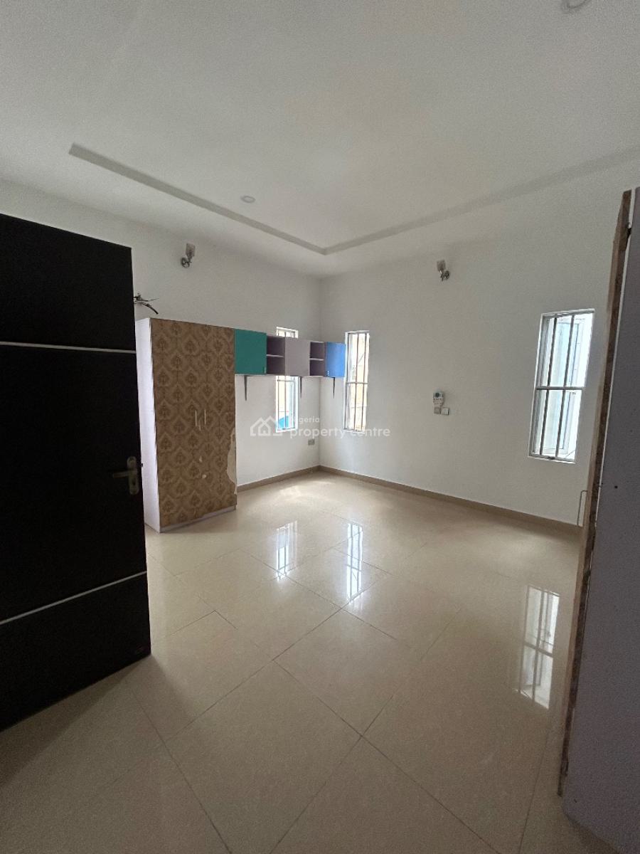 Well Maintained and Spacious 5 Bedroom Detached Duplex with Spacious Bq, Chevron Drive, Lekki, Lagos, Detached Duplex for Rent