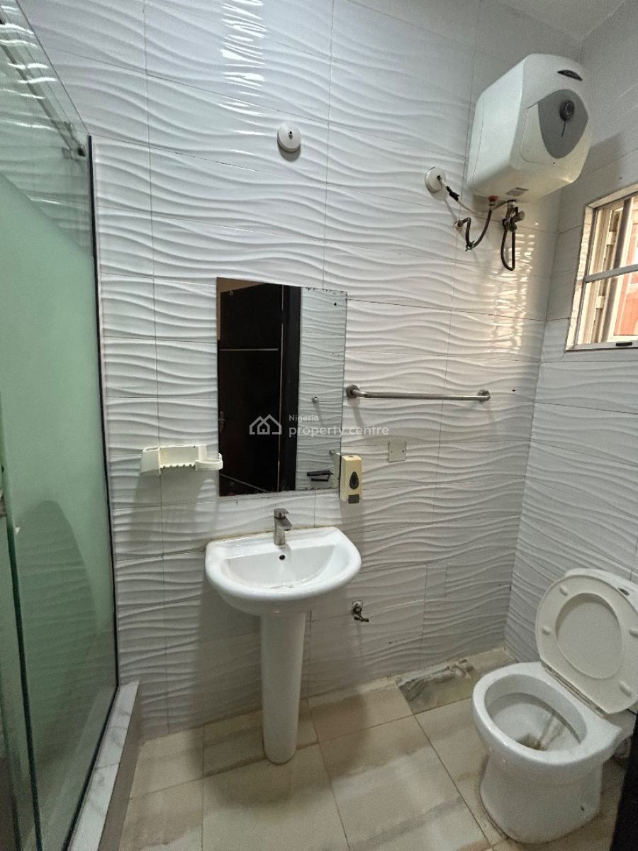 Well Maintained and Spacious 5 Bedroom Detached Duplex with Spacious Bq, Chevron Drive, Lekki, Lagos, Detached Duplex for Rent