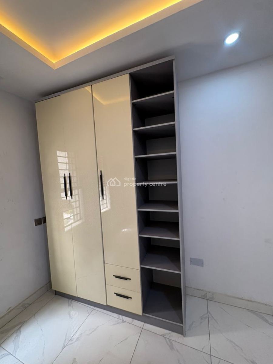 Brand New 2 Bedrooms Apartment with Bq, Lekki Phase One, Lekki, Lagos, Flat / Apartment for Rent