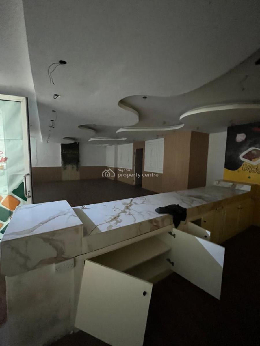 Spacious 158sqm Commercial Shop Space Available, Lekki Phase 1, Lekki, Lagos, Plaza / Complex / Mall for Rent