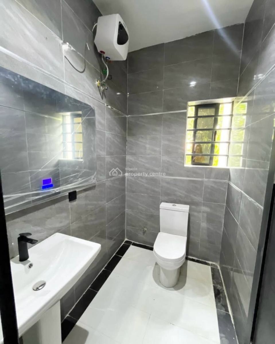 Newly Built 3 Bedroom Apartment with Bq, Lekki Phase 1, Lekki, Lagos, Flat / Apartment for Rent