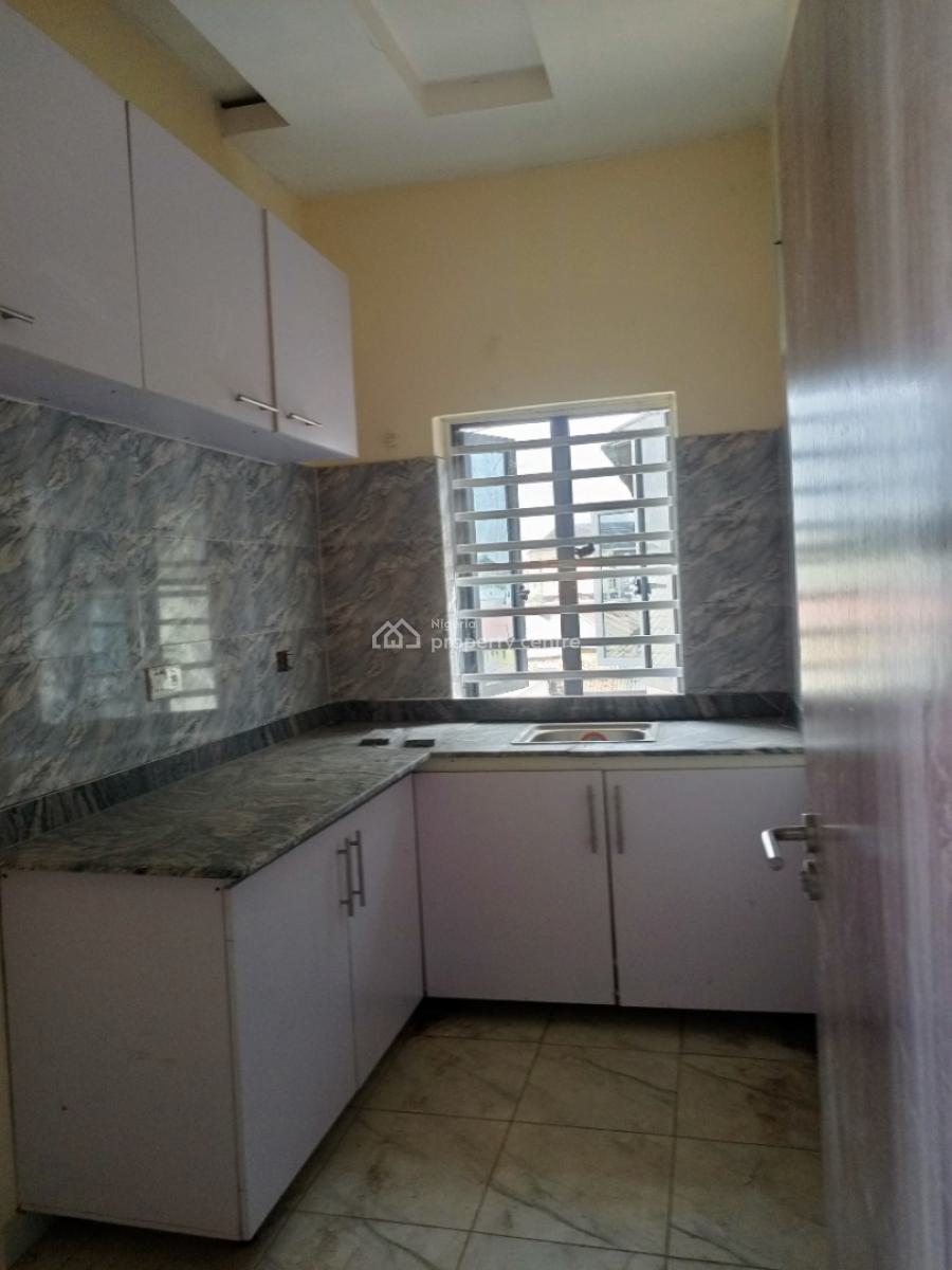 Very Nice Room and Parlor, Seaside Estate, Badore, Ajah, Lagos, Flat / Apartment for Rent