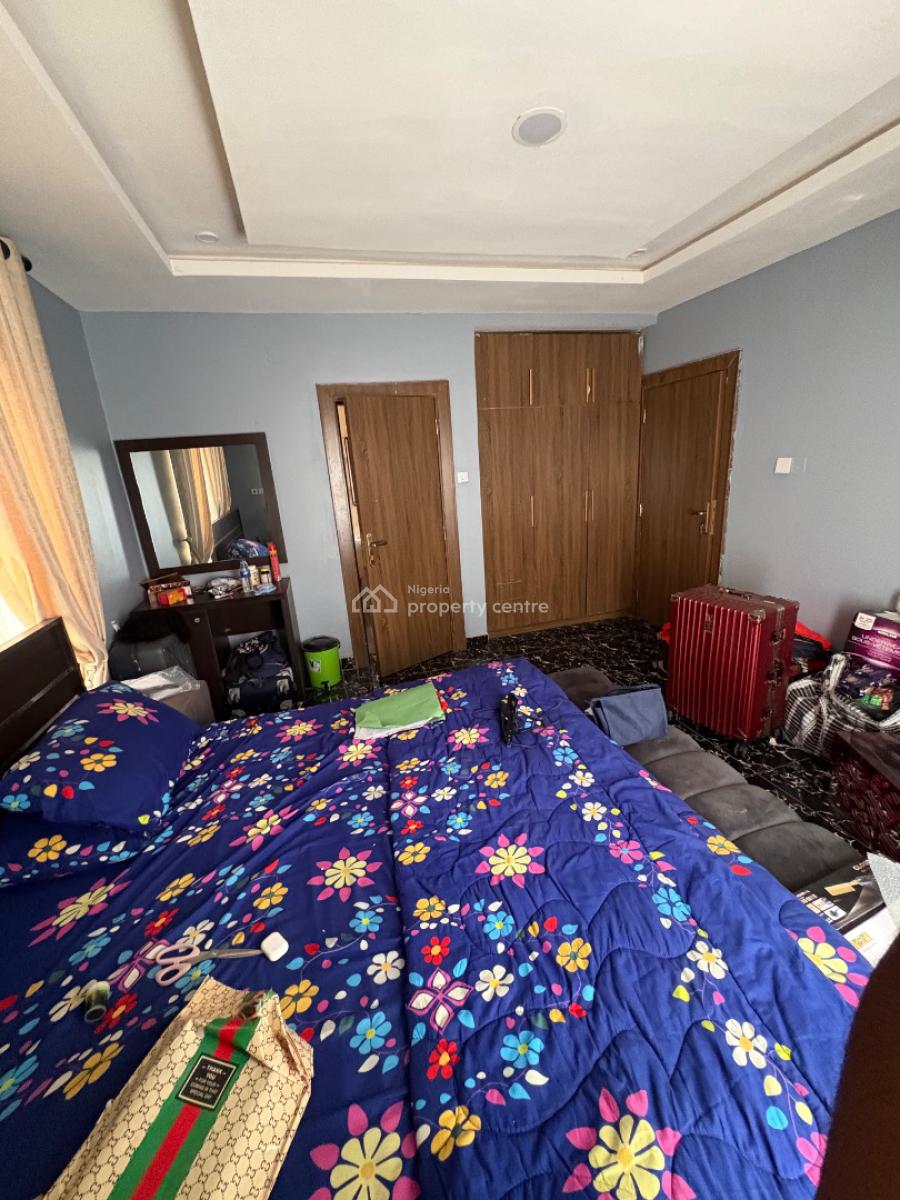 Spacious 3 Bedroom Apartment, Von Axis, Lugbe District, Abuja, Flat / Apartment for Rent