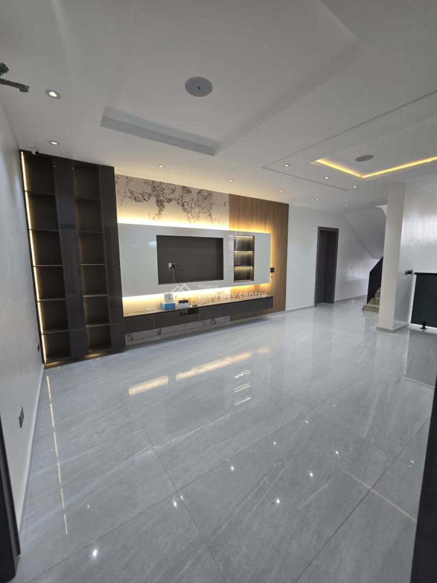 5-bedroom Fully Detached Palace, Royal Garden Estate, Ajah, Lagos, Detached Duplex for Sale