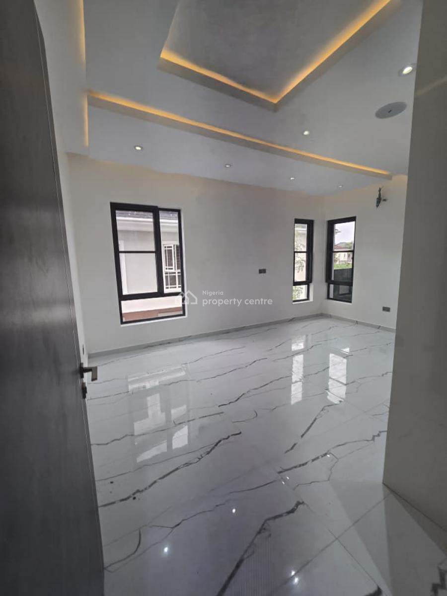 5-bedroom Fully Detached Palace, Royal Garden Estate, Ajah, Lagos, Detached Duplex for Sale