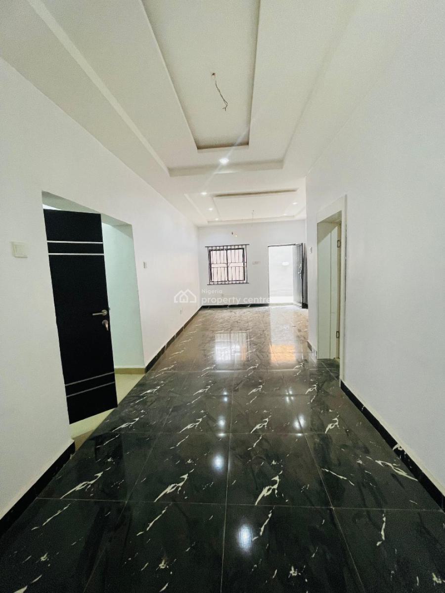 Lovely Built 3 Bedroom Apartment, Gbagada, Lagos, Block of Flats for Sale