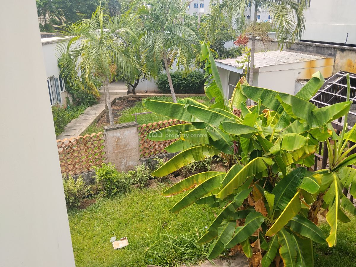 Multi Units of Apartment on 1700sqm Gated Premises., Off Burdillon, Ikoyi, Lagos, Hotel / Guest House for Rent