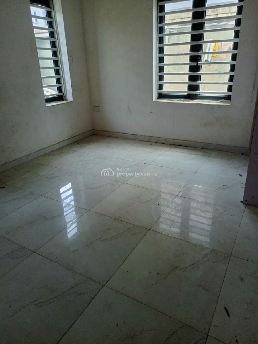 Nice 2 Bedrooms Flat, Seaside Estate, Badore, Ajah, Lagos, Flat / Apartment for Rent