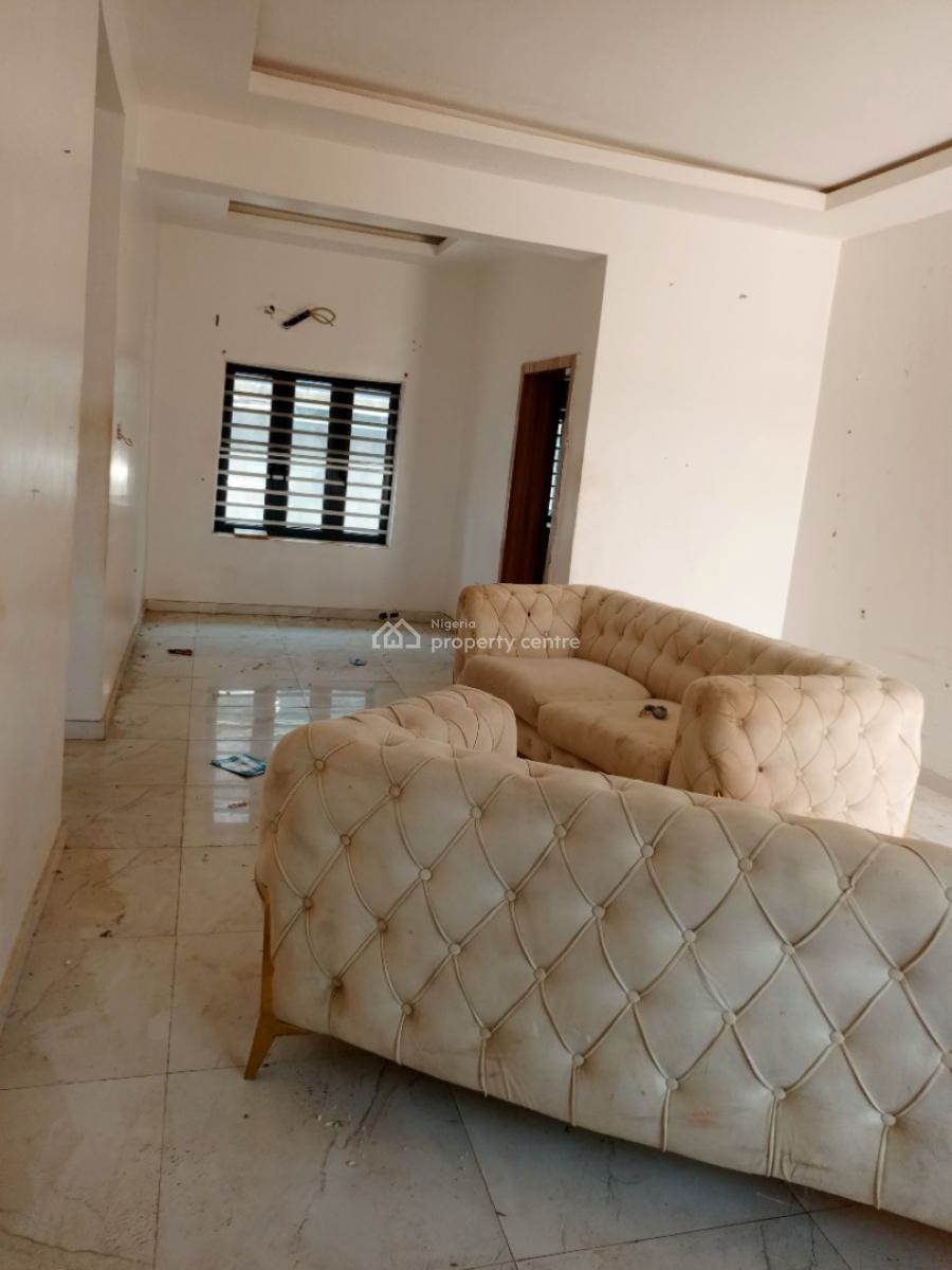 Nice 2 Bedrooms Flat, Seaside Estate, Badore, Ajah, Lagos, Flat / Apartment for Rent