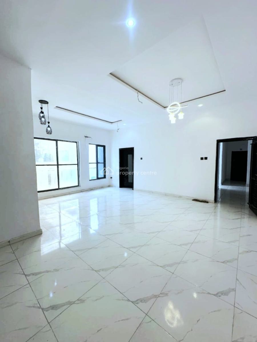 Well Maintained 2 Bedroom Apartment, Ikate Elegushi, Lekki, Lagos, Flat / Apartment for Rent