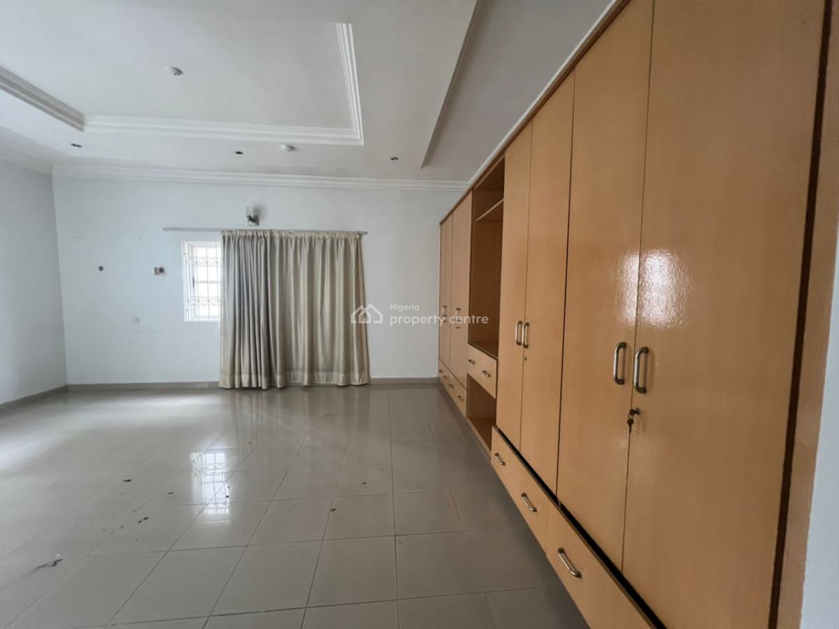 Neatly Maintained 3 Bedroom Flat Apartment with Bq Elevator, Swimming, Parkview, Ikoyi, Lagos, Flat / Apartment for Sale