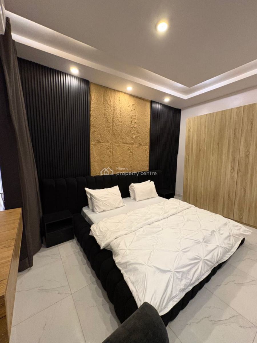 Well-maintained 2-bedroom Fully Furnished Apartment with Bq, Lekki, Lagos, Flat / Apartment for Rent