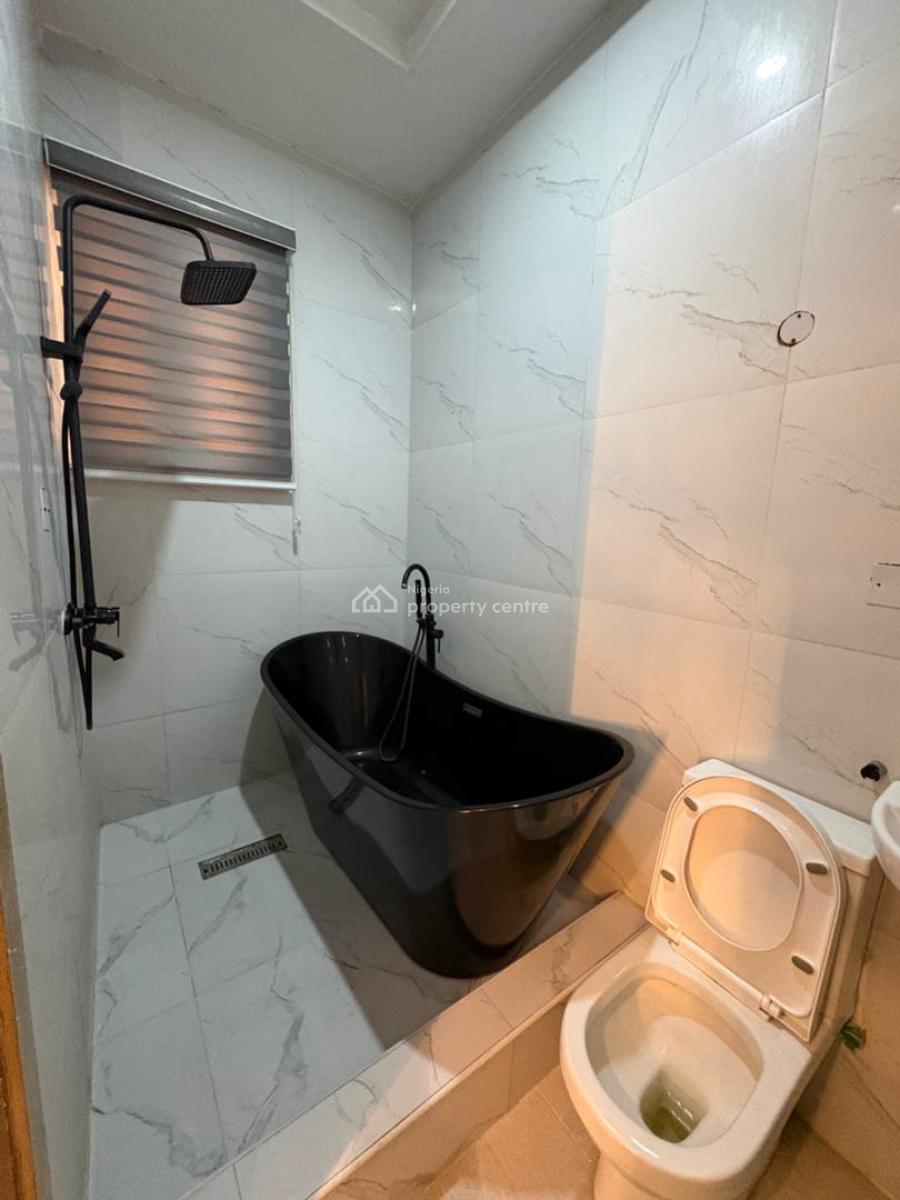 Well-maintained 2-bedroom Fully Furnished Apartment with Bq, Lekki, Lagos, Flat / Apartment for Rent