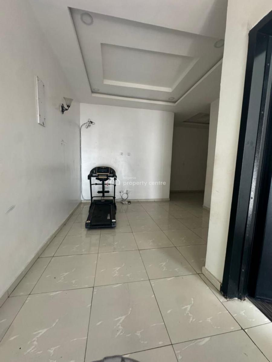 Distress Well-priced 4-bedroom Terrace Duplex with Bq in Secure Estate, Orchid Road, Lekki, Lagos, Terraced Duplex for Sale