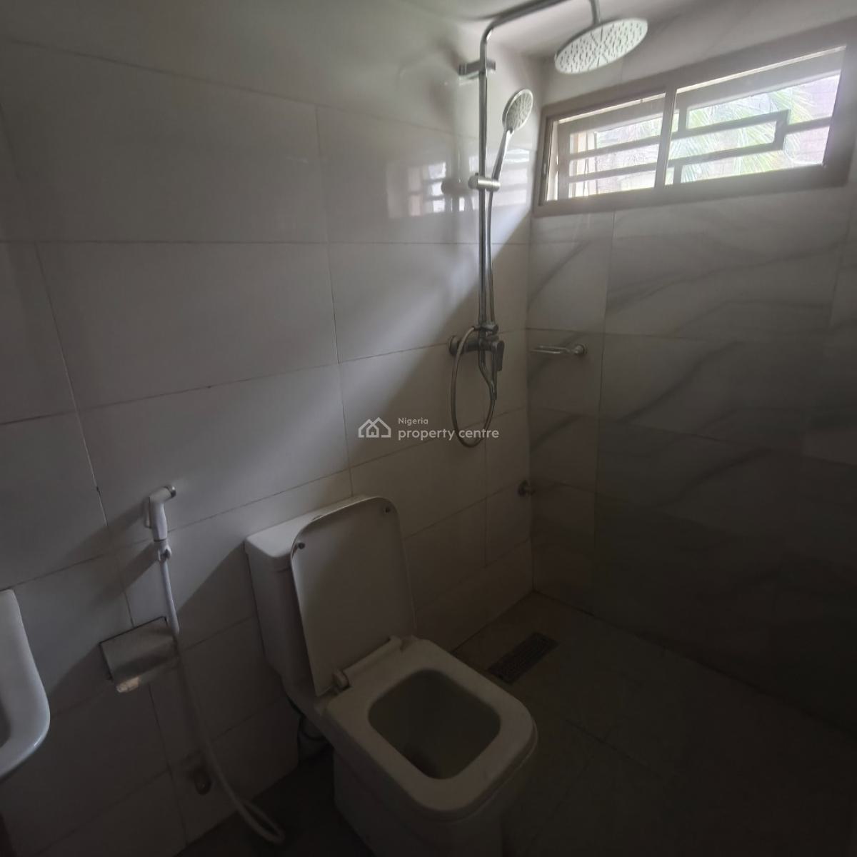 Newly Built 3 Bedroom Apartment, Naf Valley Estate, Asokoro District, Abuja, Flat / Apartment for Rent