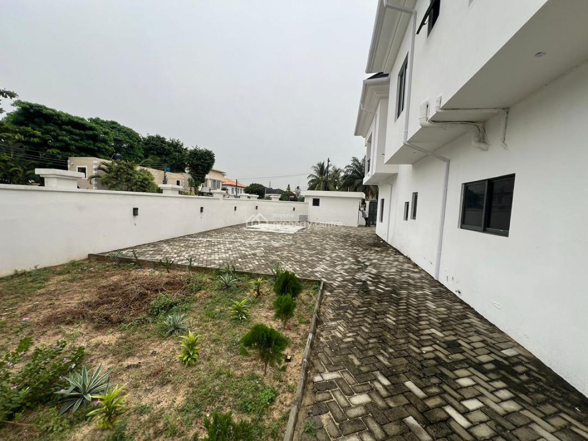 3 Units of 3 Bedroom Terrace Houses with 1 Room Bq Each, Off Victoria Arobieke, Lekki Phase 1, Lekki, Lagos, Terraced Duplex for Rent