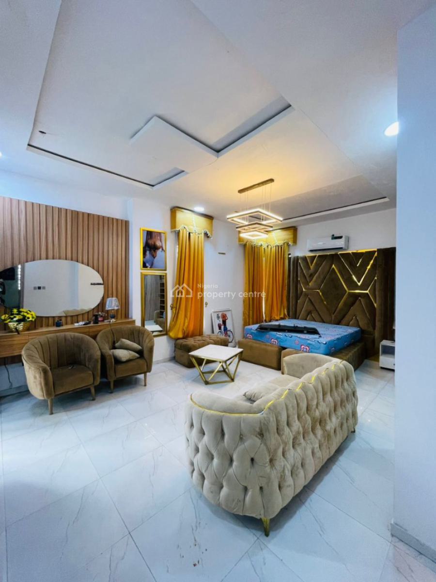 Luxury Furnished Master Bedroom with Balcony, Ikota Lekki County, Lekki, Lagos, Self Contain (single Rooms) for Rent