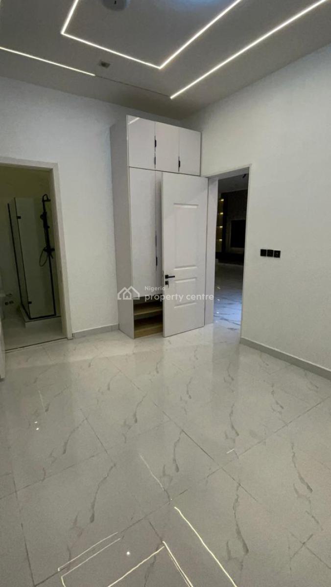 Delightful Exquisite 5 Bedroom Fully Detached Duplex with a Sizable Room Bq, Chevron Drive, Chevron, Lekki, Lagos, Detached Duplex for Sale