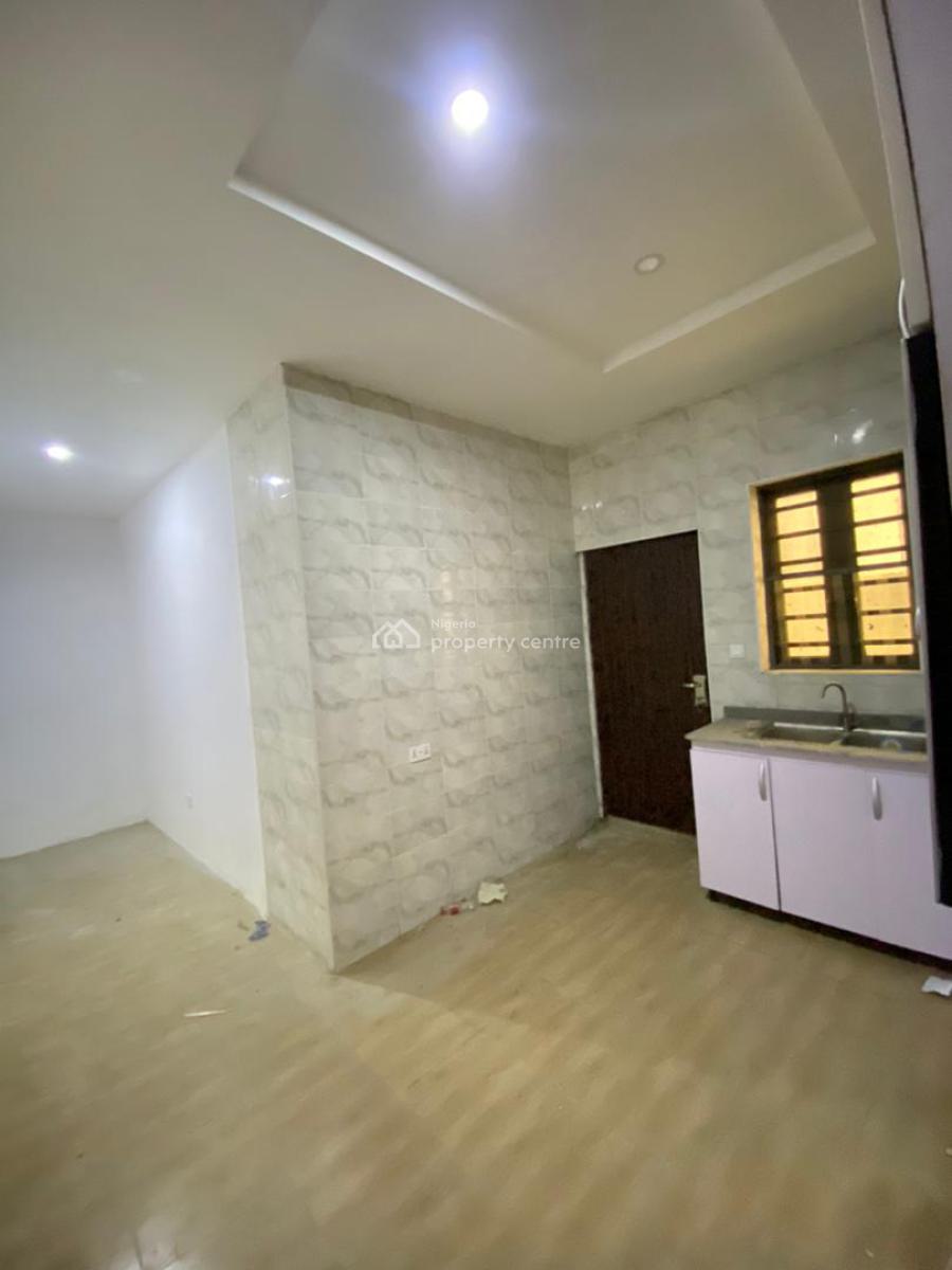 Newly Built 5 Bedroom Terrace Duplex with Bq, Ologolo, Lekki, Lagos, Terraced Duplex for Sale