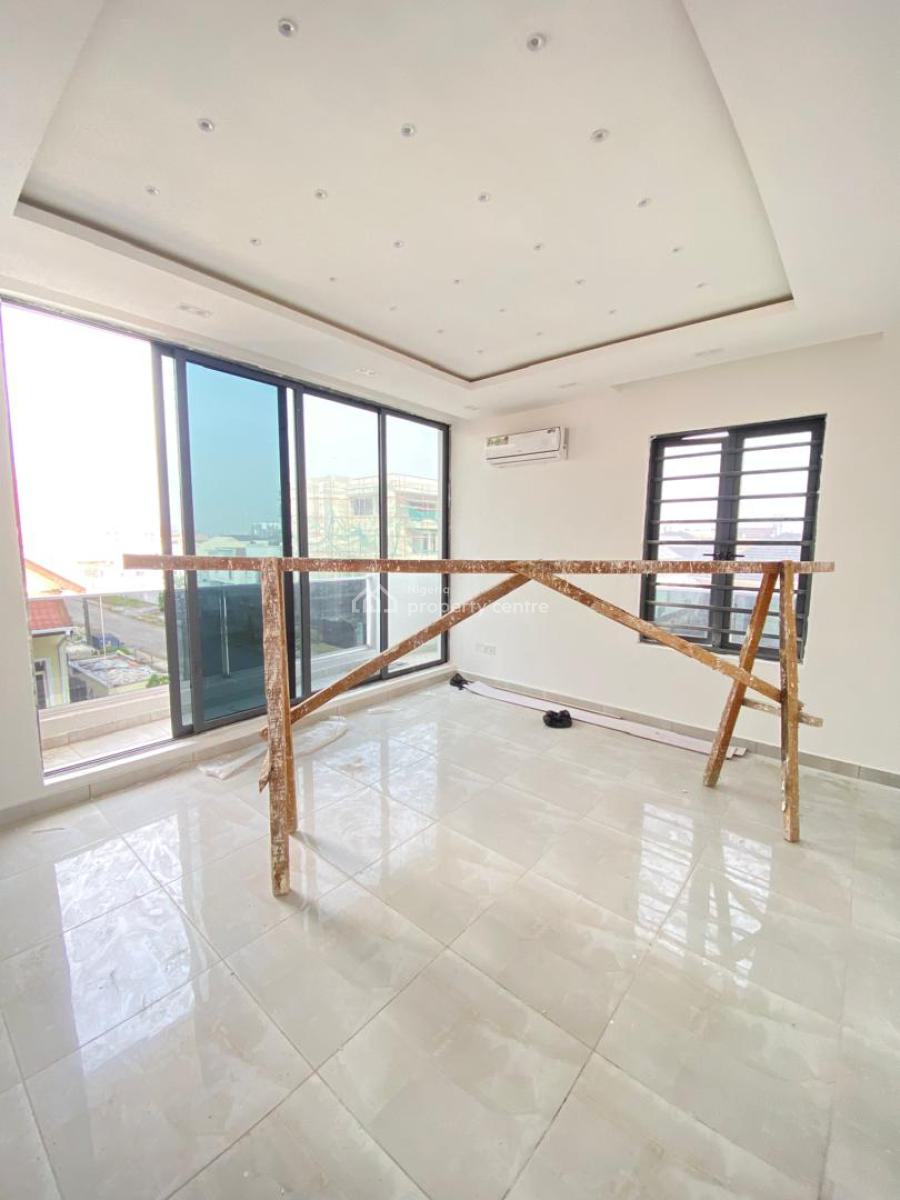 Newly Built 3 Bedroom with Bq, Lekki Phase 1, Lekki, Lagos, Flat / Apartment for Rent