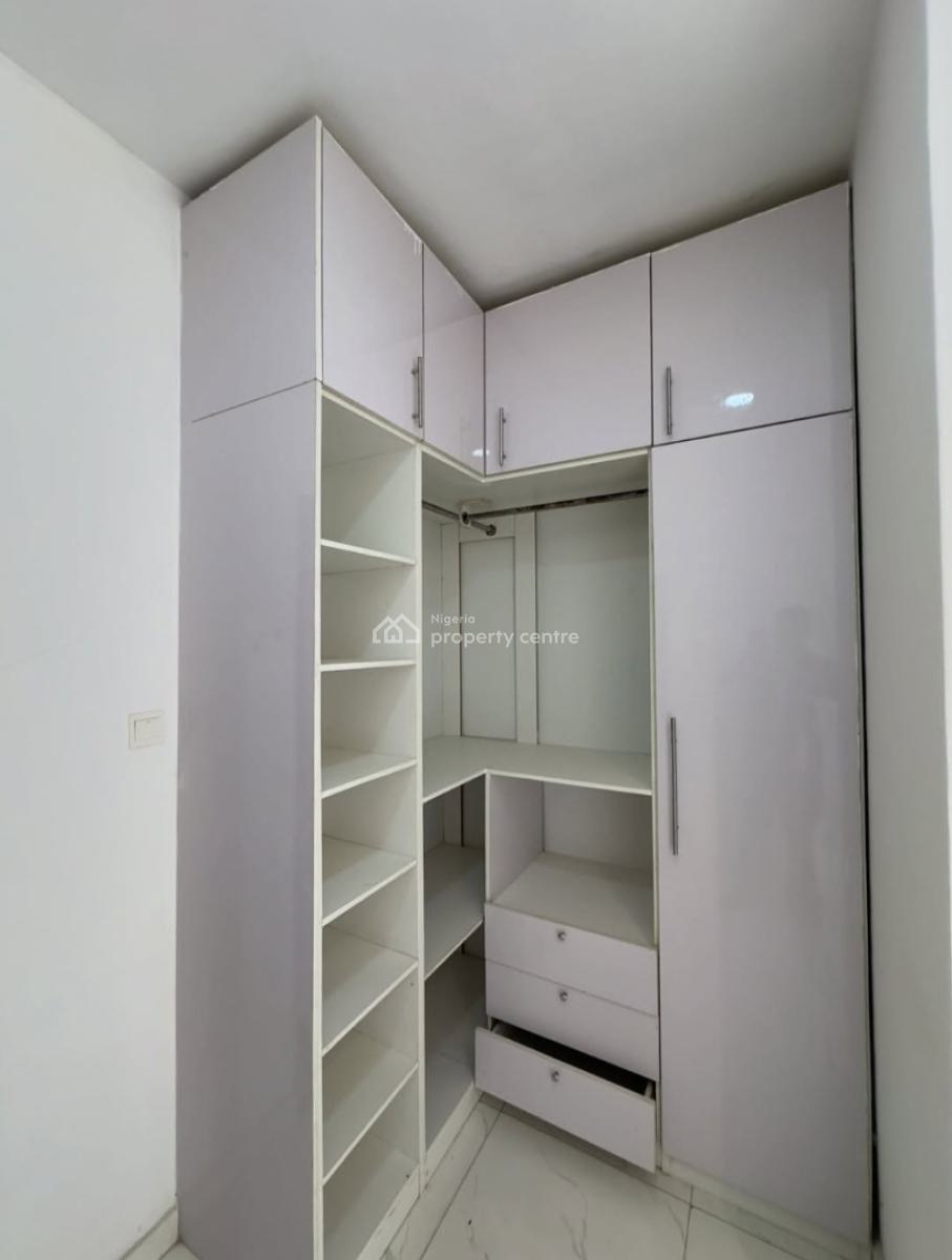 Newly Built Serviced 3 Bedroom Apartment, Lekki Phase 1, Lekki, Lagos, Flat / Apartment for Rent