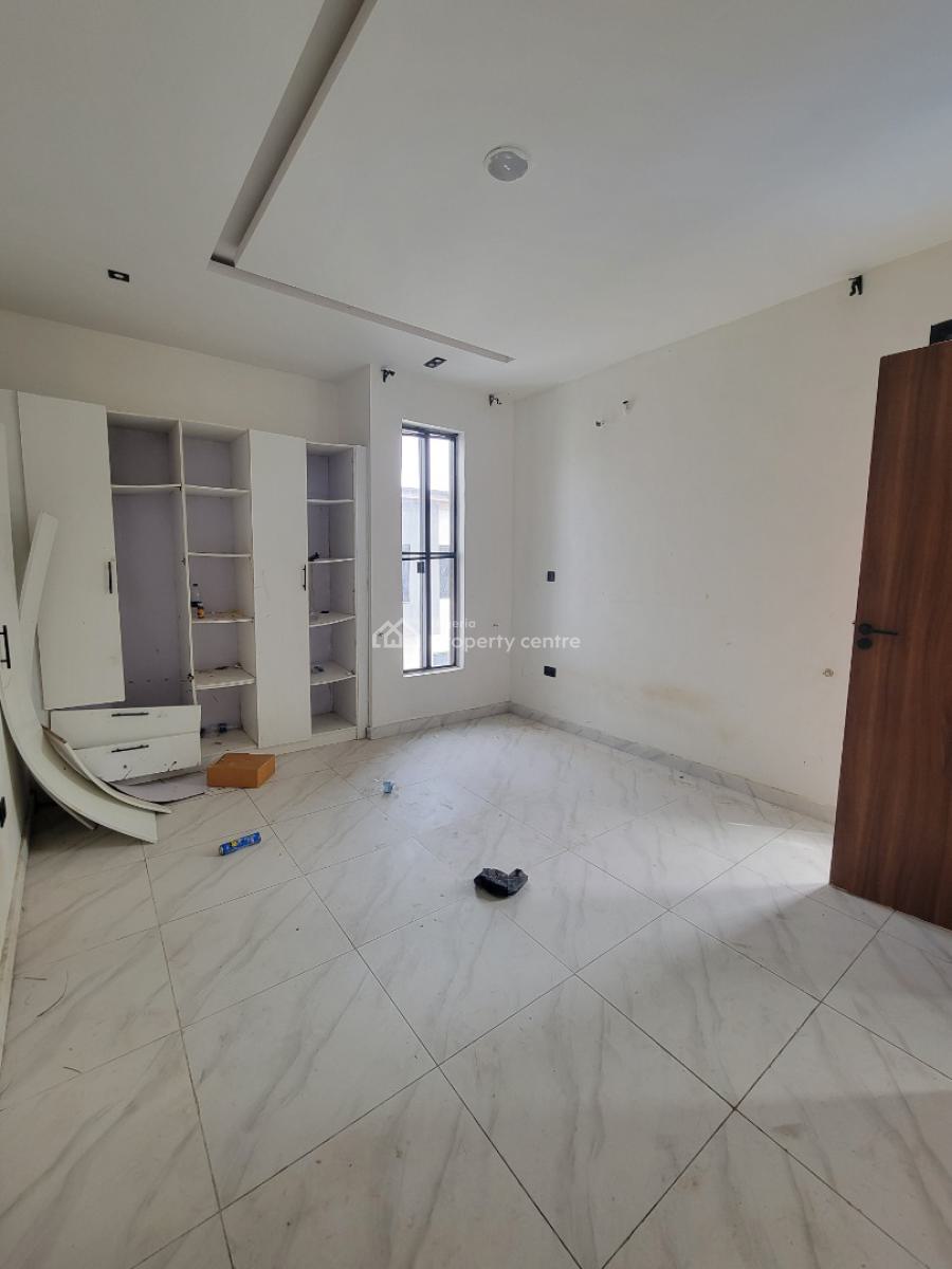 Well Built Serviced 2 Bedroom Apartment, Ologolo, Lekki, Lagos, Flat / Apartment for Rent
