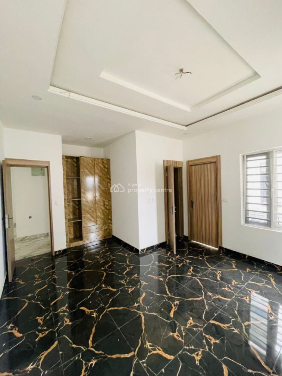 Spacious 2 Bedroom, Mobile Road, Ajah, Lagos, Flat / Apartment for Rent